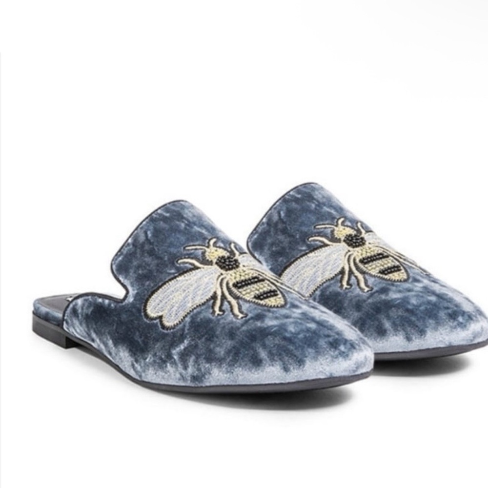 Steve Madden Blue Velvet Bee Embroidered Mule Loafers Size 8